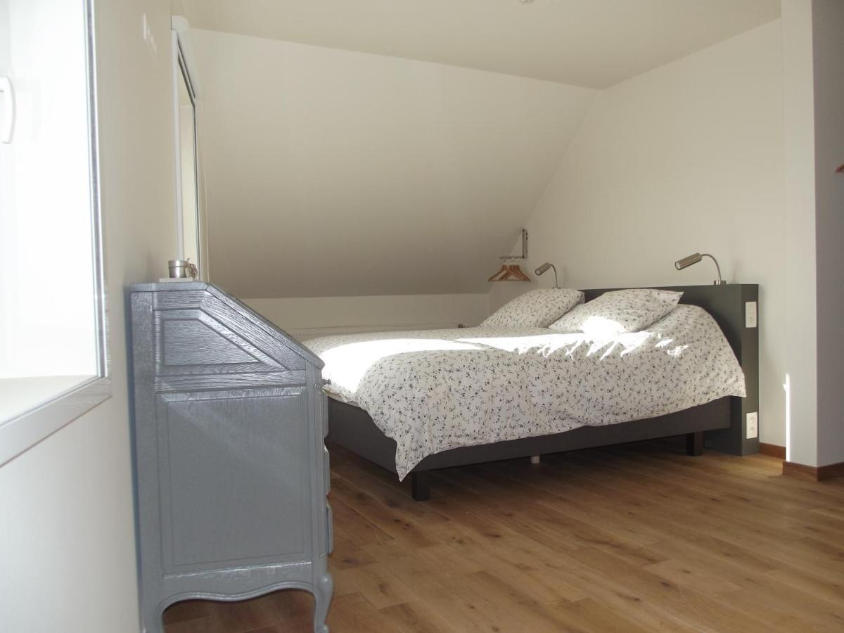 Bed and Breakfast Au Bonheur Frontalier Steenvoorde Екстер'єр фото