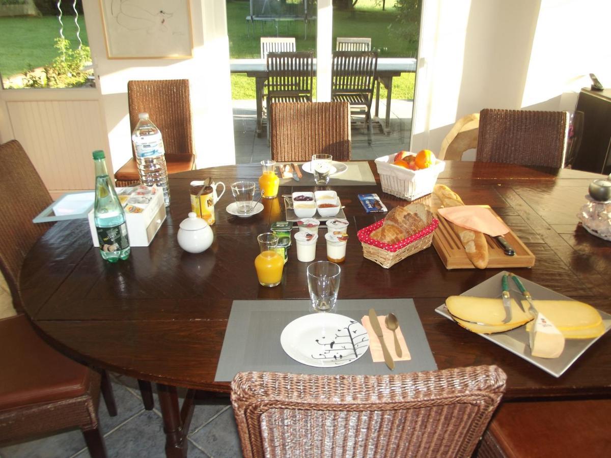 Bed and Breakfast Au Bonheur Frontalier Steenvoorde Екстер'єр фото